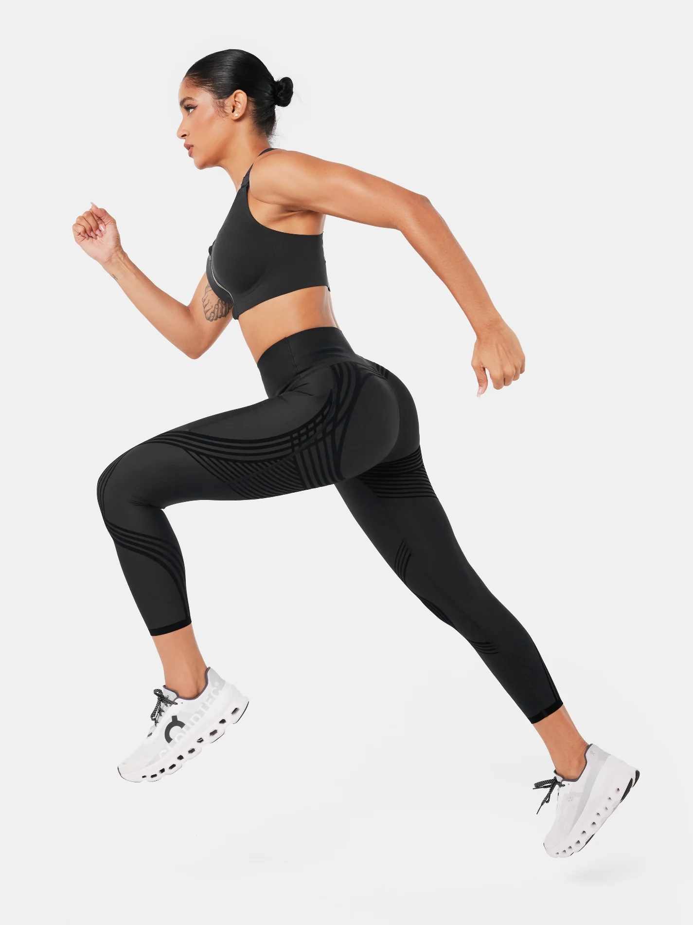 Body Sculpt Side Pocket 7/8 Leggings - Image 37