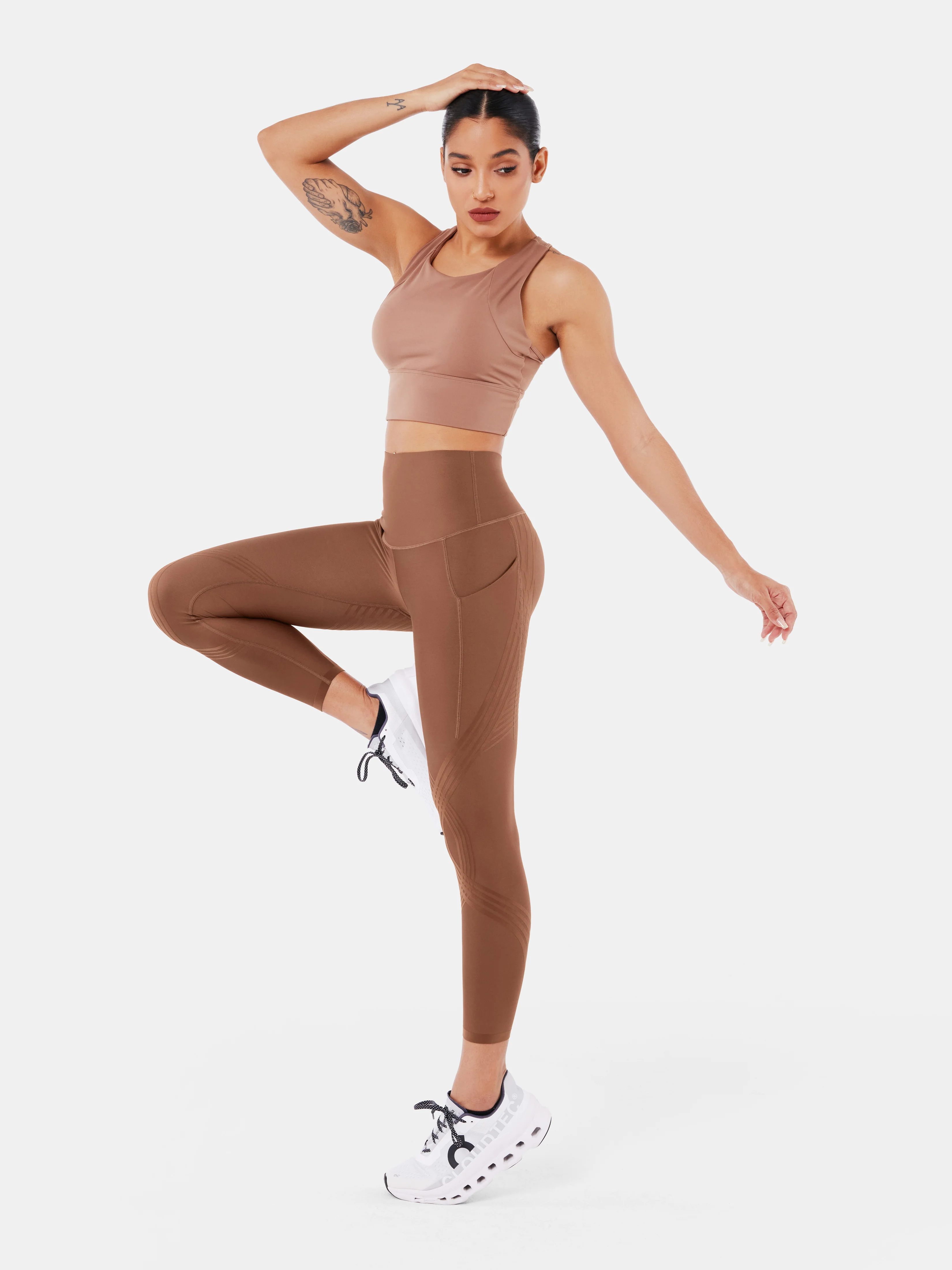 Body Sculpt Side Pocket 7/8 Leggings - Image 46
