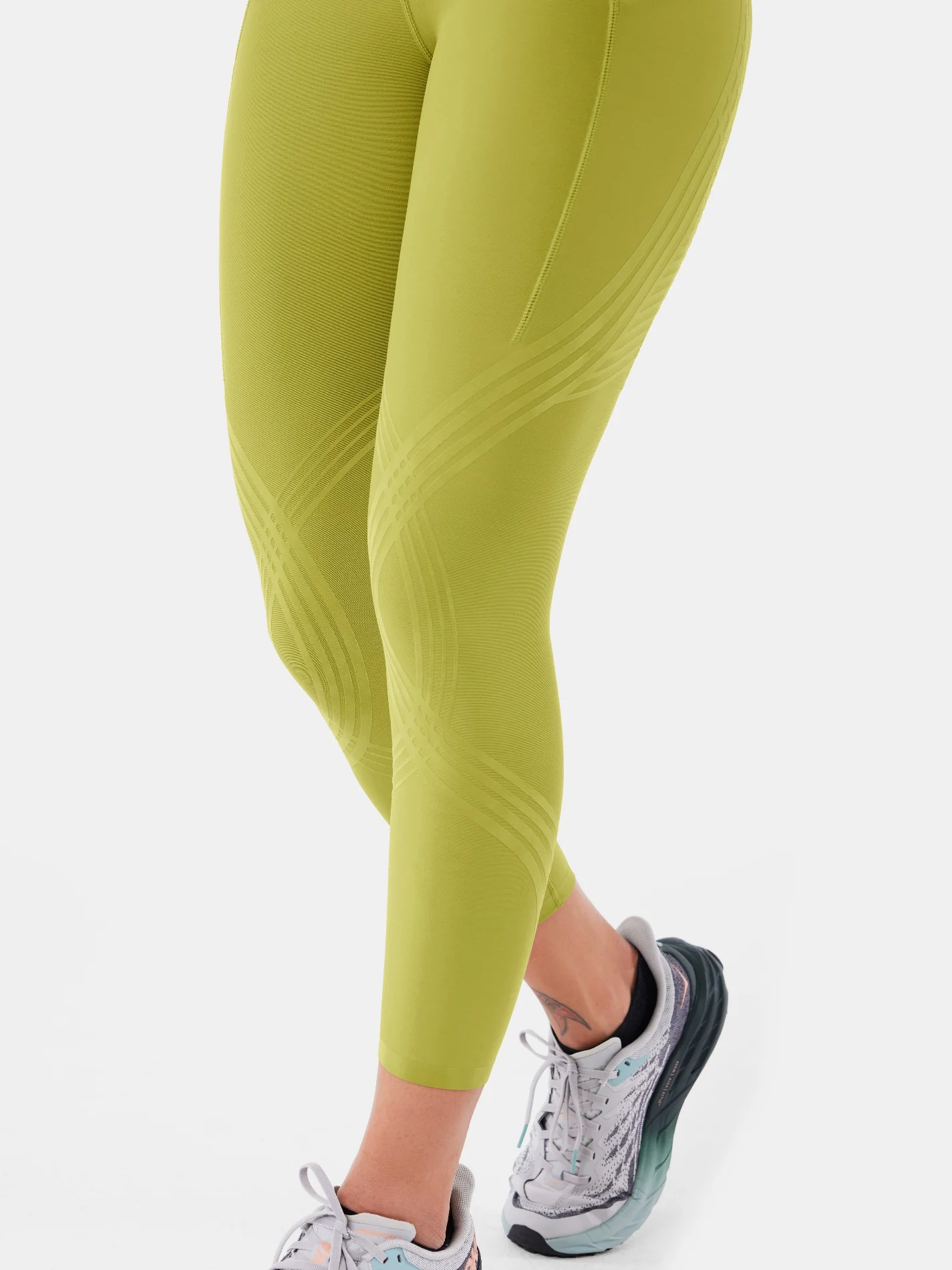 Body Sculpt Side Pocket 7/8 Leggings - Image 60