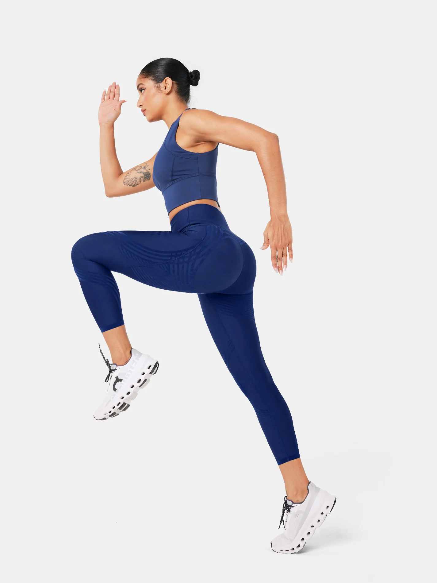 Body Sculpt Side Pocket 7/8 Leggings - Image 65