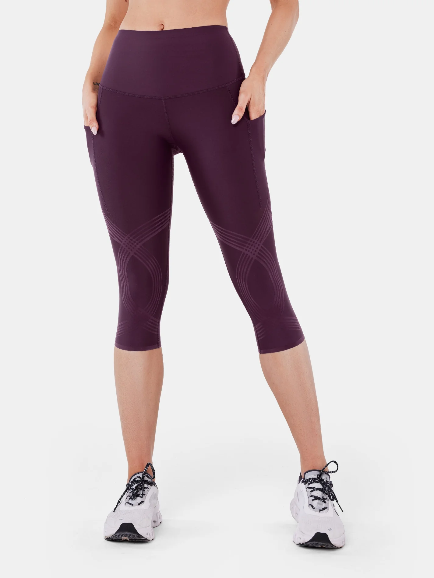 Body Sculpt Side Pocket Capri Leggings - Image 16