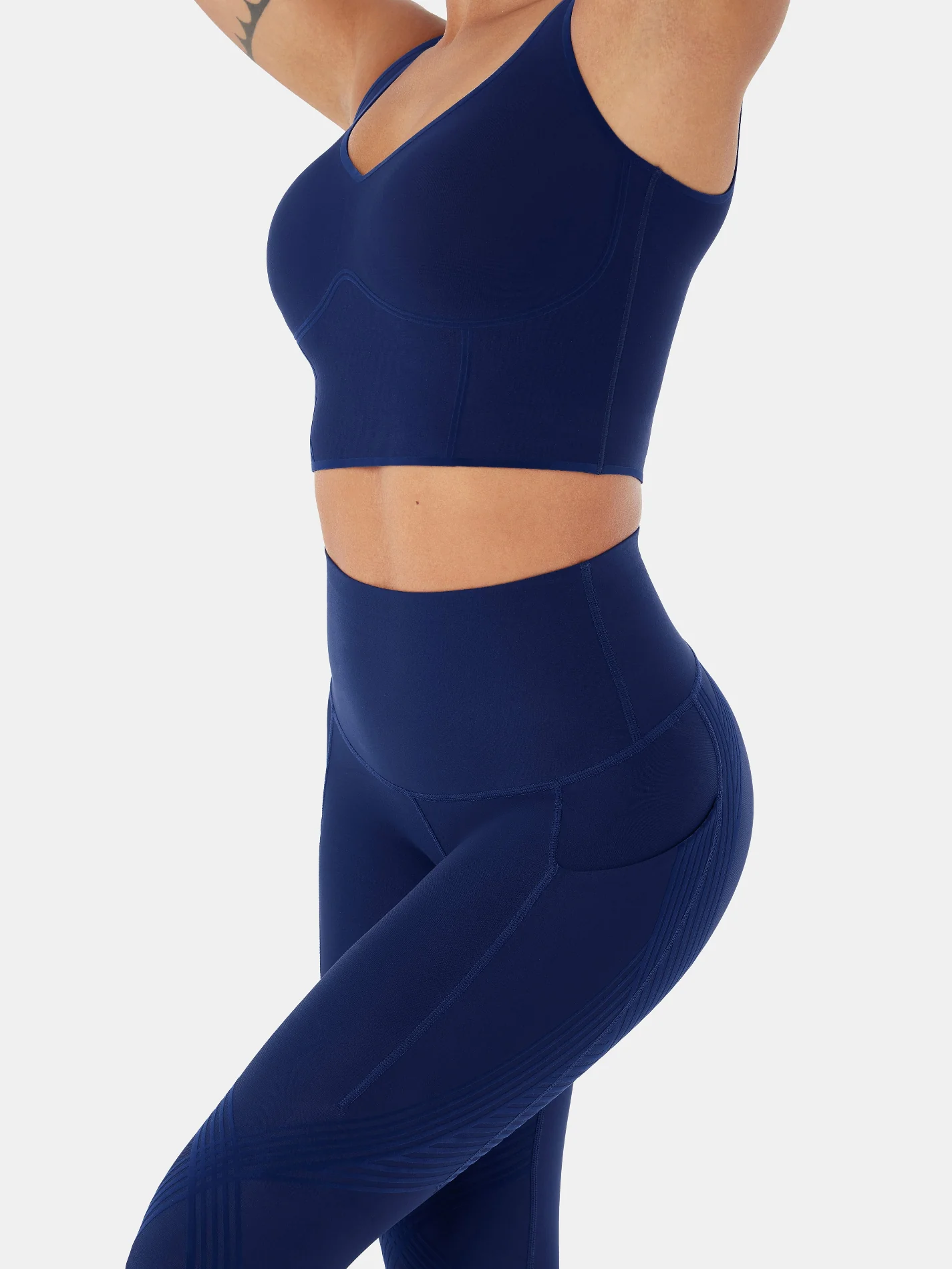 Body Sculpt Side Pocket Capri Leggings - Image 37
