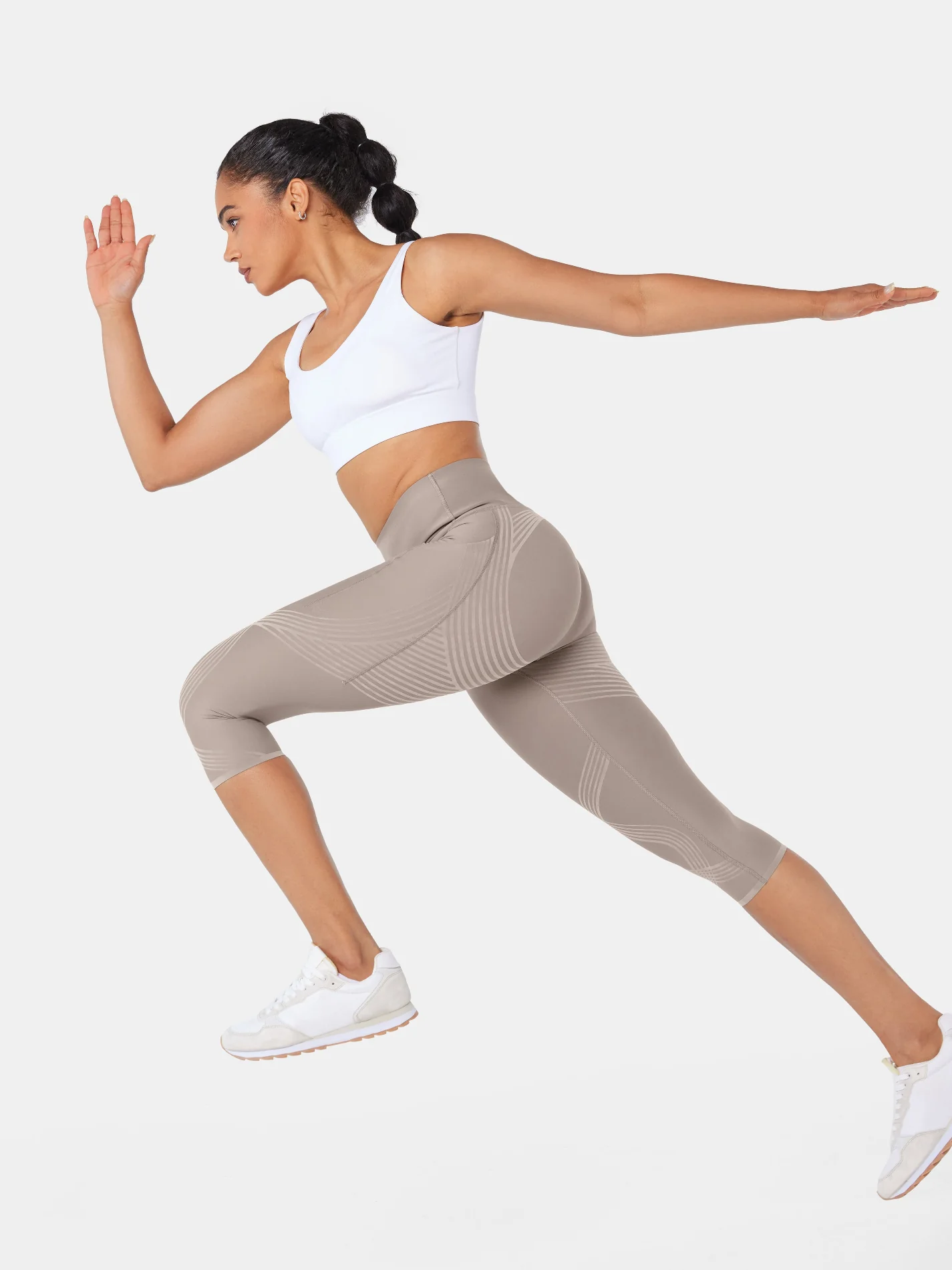 Body Sculpt Side Pocket Capri Leggings - Image 28