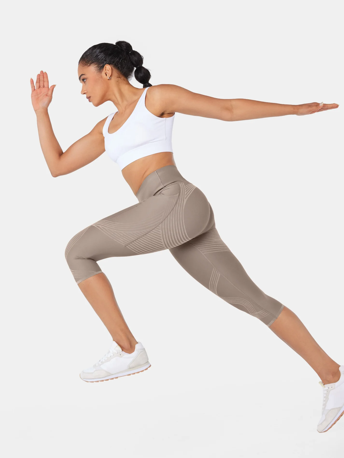 Body Sculpt Side Pocket Capri Leggings - Image 32