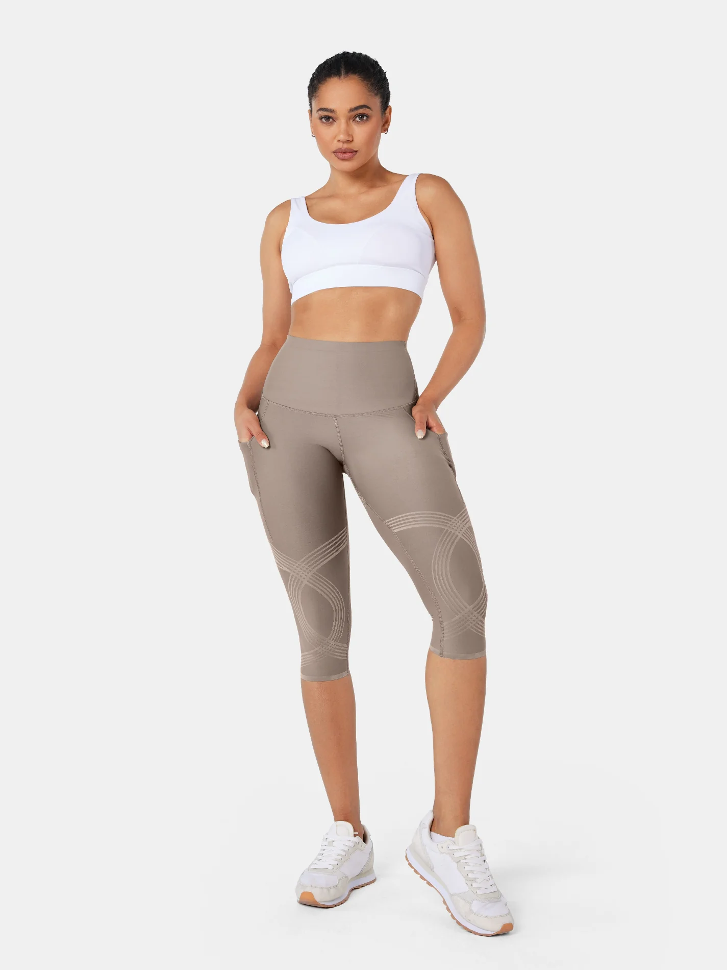 Body Sculpt Side Pocket Capri Leggings - Image 35
