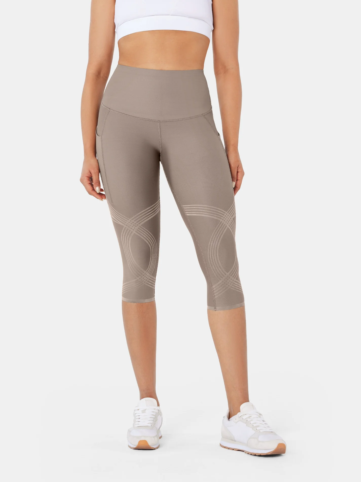 Body Sculpt Side Pocket Capri Leggings - Image 36