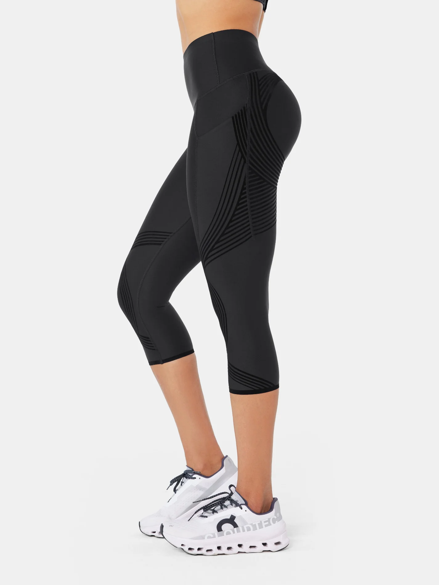 Body Sculpt Side Pocket Capri Leggings - Image 5