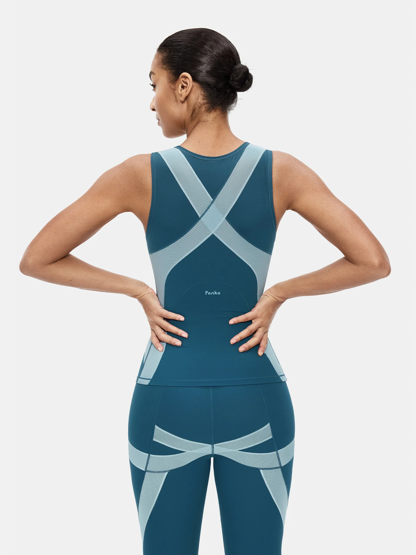 PowerBand Resistance FlowX Tank Top - Image 11