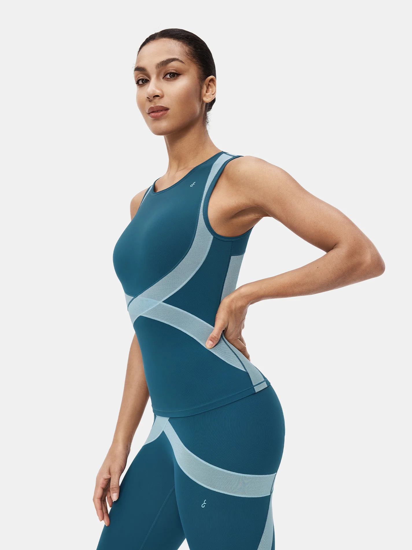 PowerBand Resistance FlowX Tank Top - Image 13